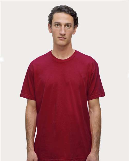 Los Angeles Apparel Unisex USA-Made Fine Jersey T-Shirt in Cranberry