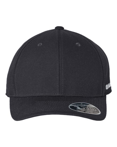 Oakley Pro-Formance Cap in Blackout, front view
