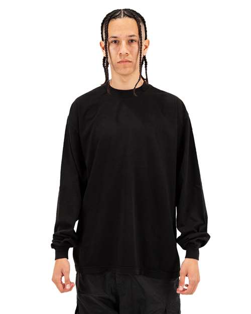 Shaka Wear Unisex Max Heavyweight Garment-Dyed Long Sleeve Tee in Black